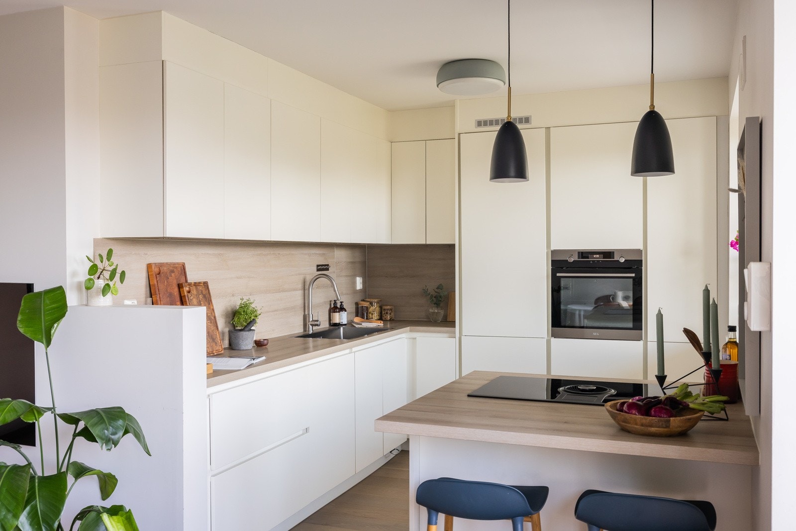 Påkostet og gjennomtenkt kjøkkeninnredning fra Schmidt. Galleribilde