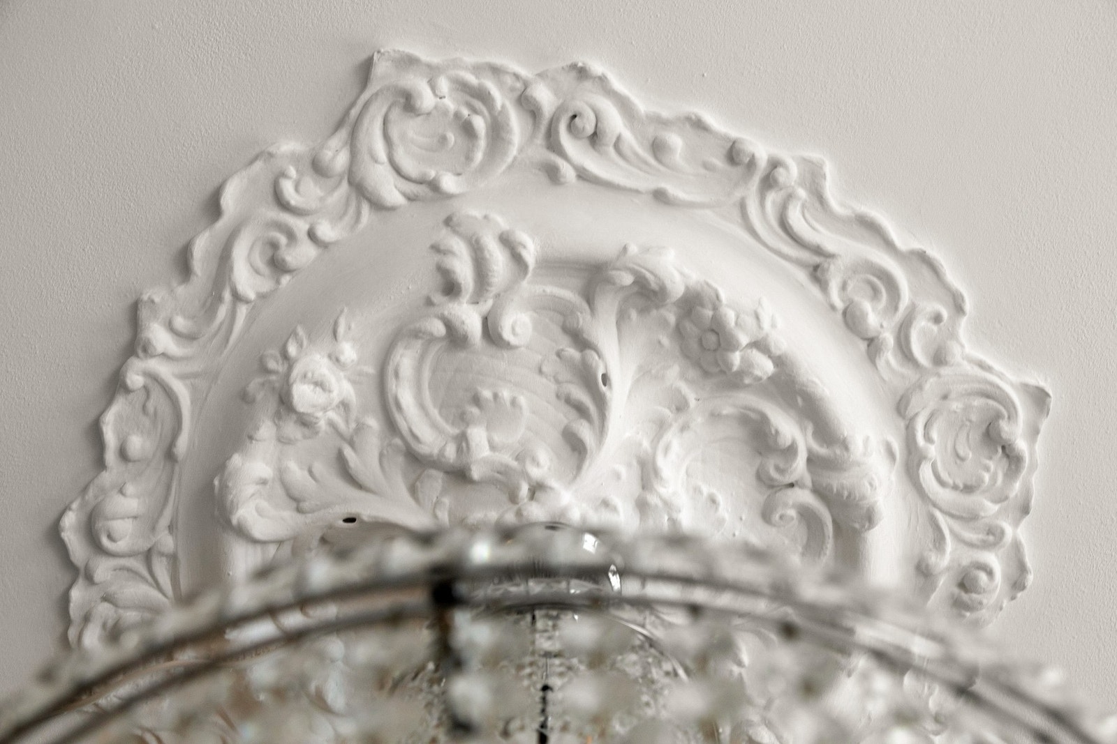 Vakre klassiske detaljer som som gir rommene en tidløs eleganse. Galleribilde