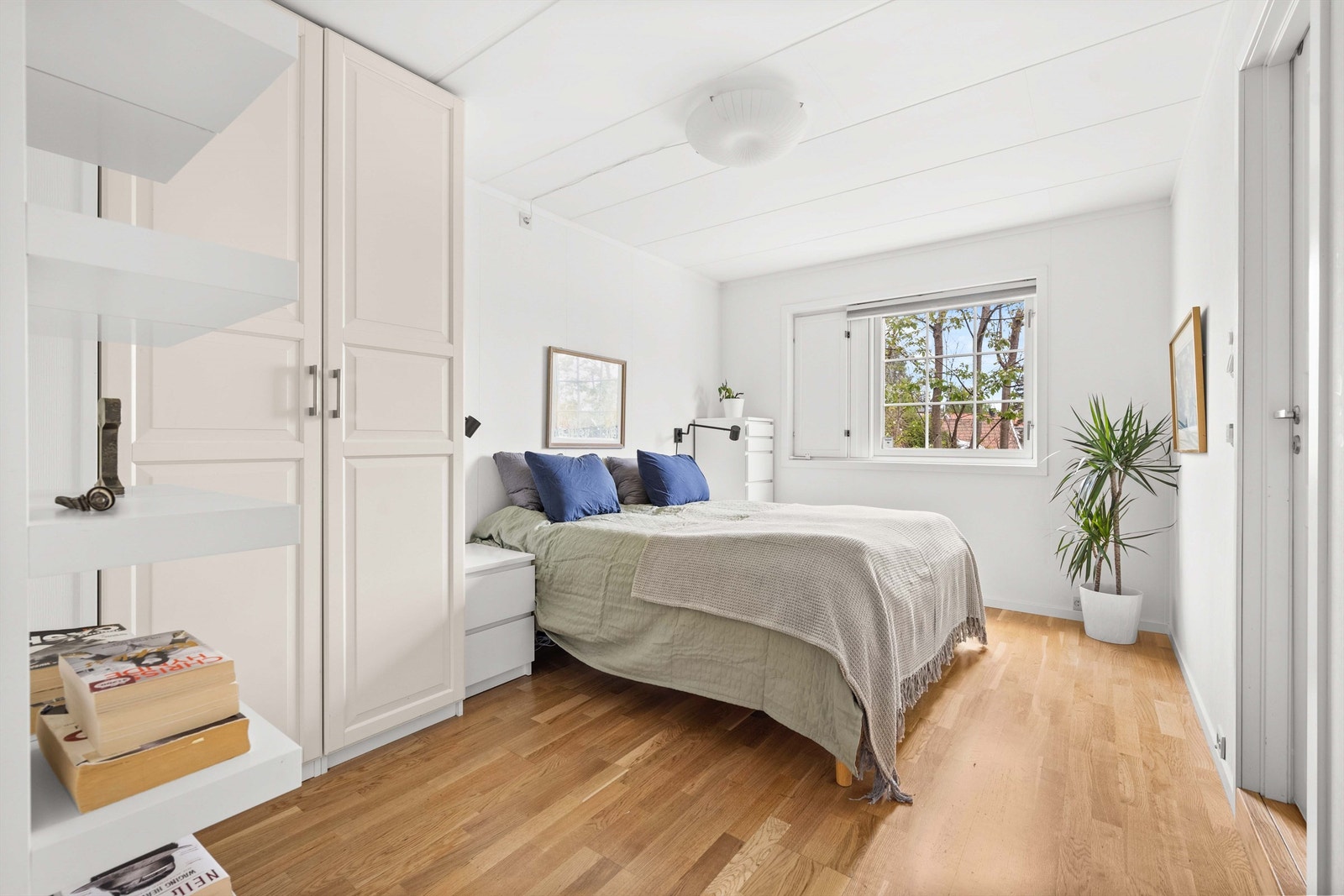 Stort soverom som kan innredes etter eget behov. Galleribilde