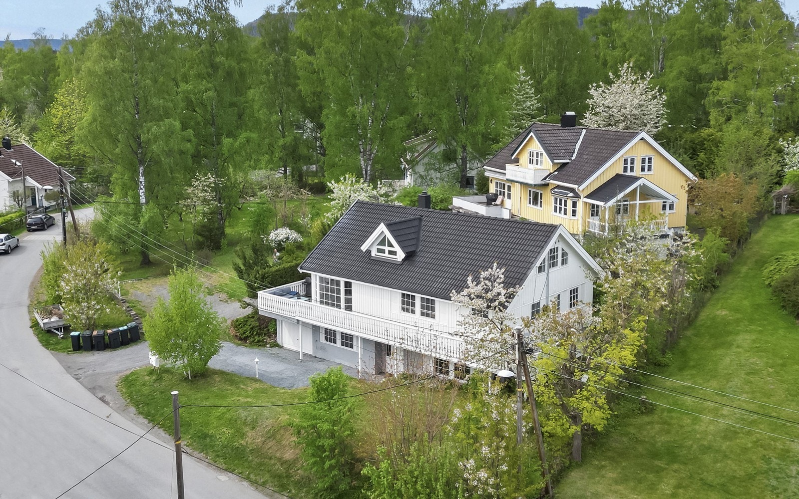 Daglig leder og Eiendomsmegler Kristoffer Stormfelt har gleden av å presentere Søråsen 9A! Galleribilde