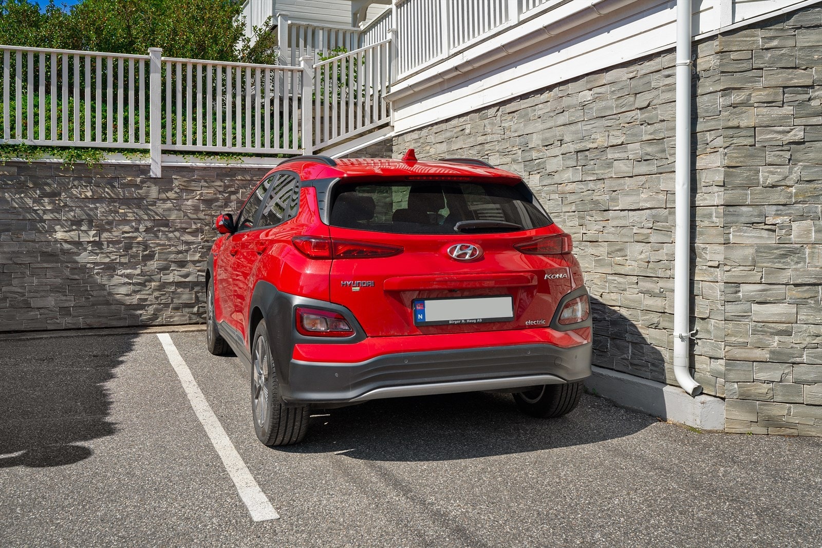 Medfølgende biloppstillingsplass Galleribilde