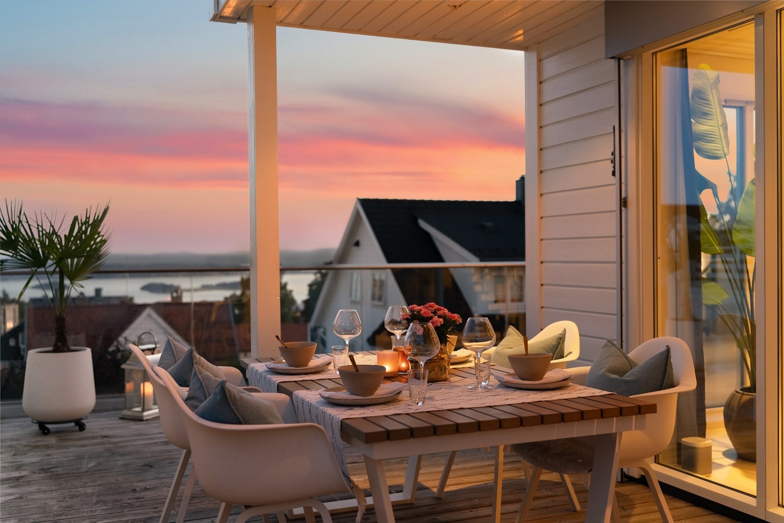 Kveldsstemning med solnedgang! Galleribilde