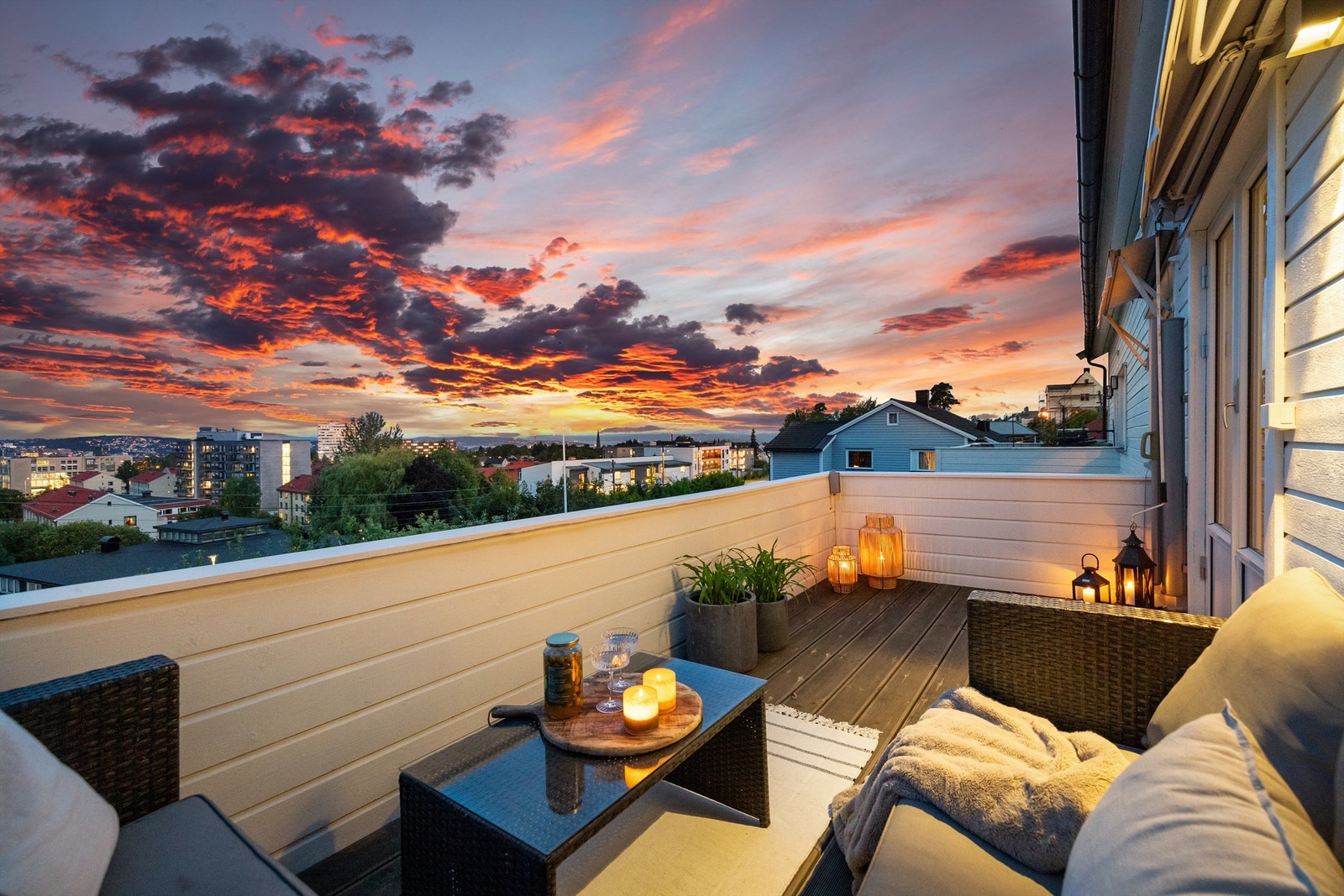 Fra leilighetens veranda har du en fantastisk utsikt over Oslo Galleribilde