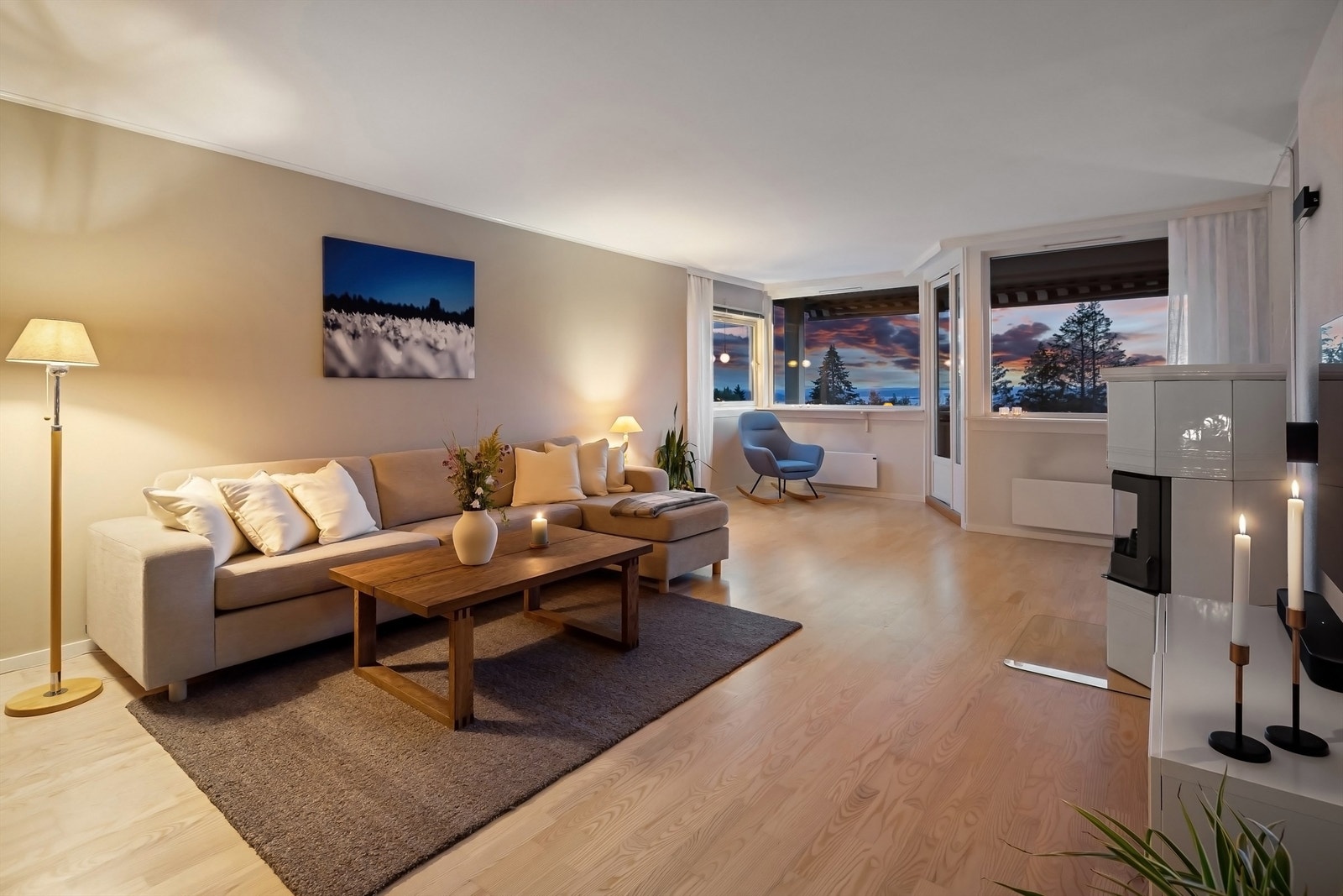 Boligen er tilknyttet Telia som leverandør av tv og internett. Galleribilde