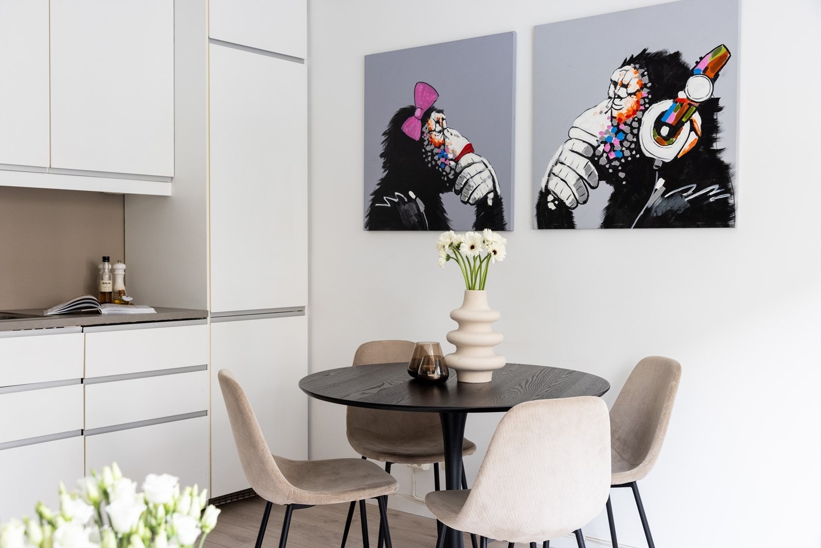 - Plass til spisebord i stuen - Galleribilde