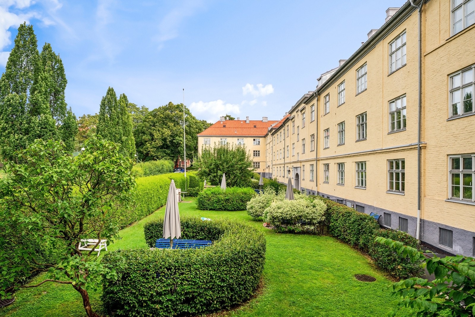 Hyggelig og opparbeidet tomt. Galleribilde