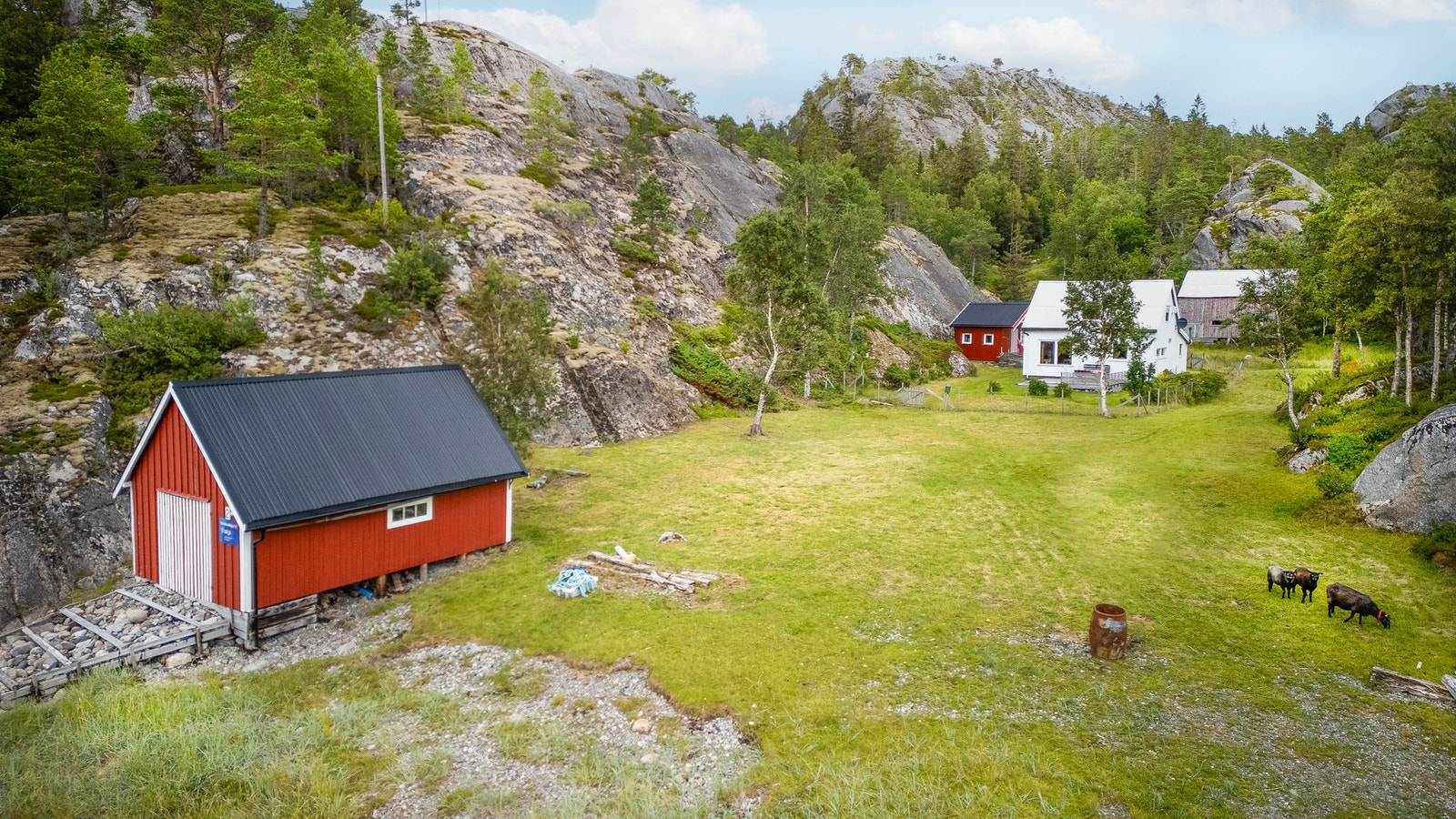 Oversiktsbilde av eiendommen Galleribilde