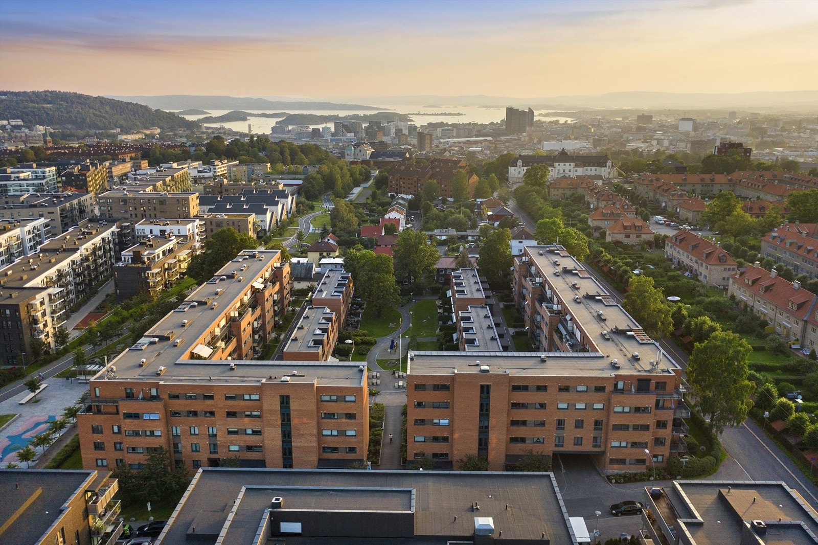 Tiedemannsjordet er et populært og svært barnevennlig område hvor alle og enhver vil trives! Galleribilde