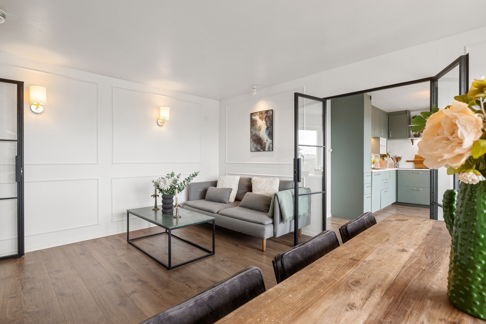 TV og bredbånd fra Telenor og varmtvann er bl.a. inkludert i borettslagets felleskostnader. Galleribilde