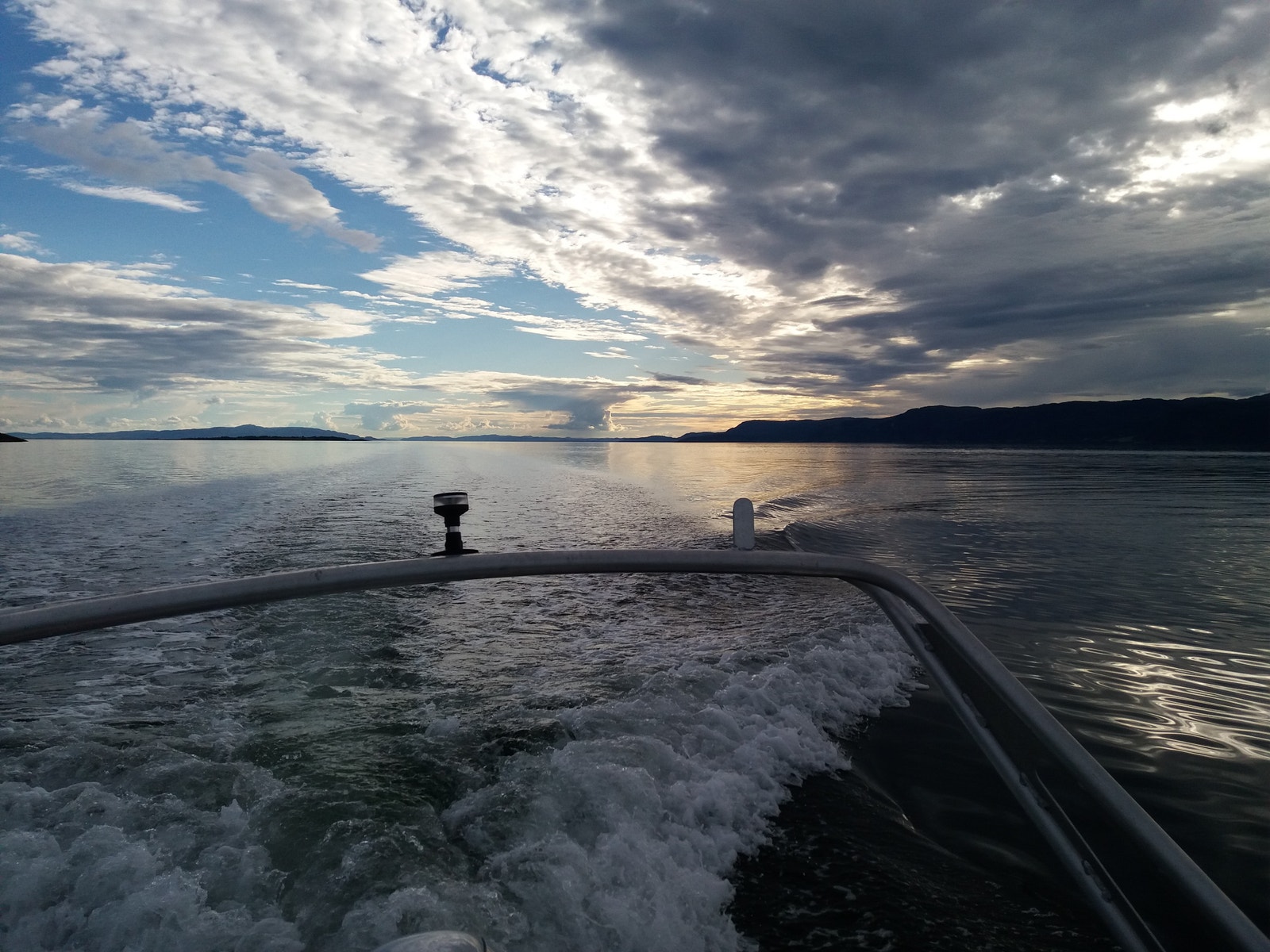 Kveldstur på fjorden Galleribilde