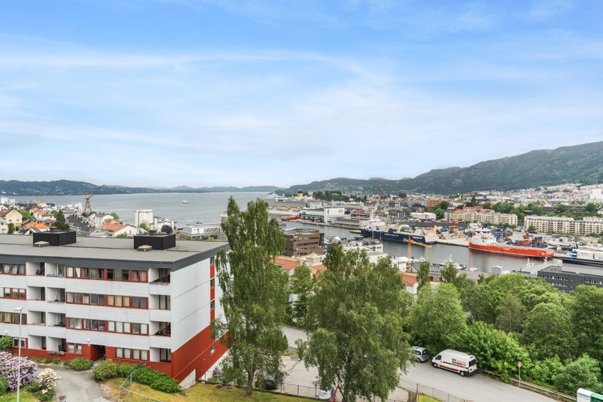 Du har fantastisk utsikt fra leiligheten over hele Bergen sentrum. Galleribilde