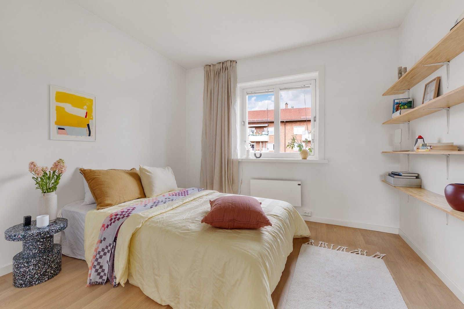 Soverom II er også av fin størrelse. Galleribilde