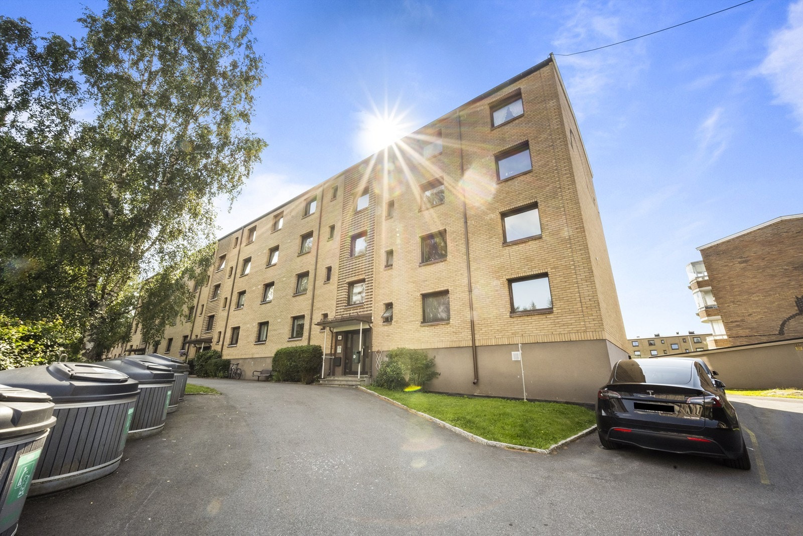 Fasade - inngangsparti Galleribilde