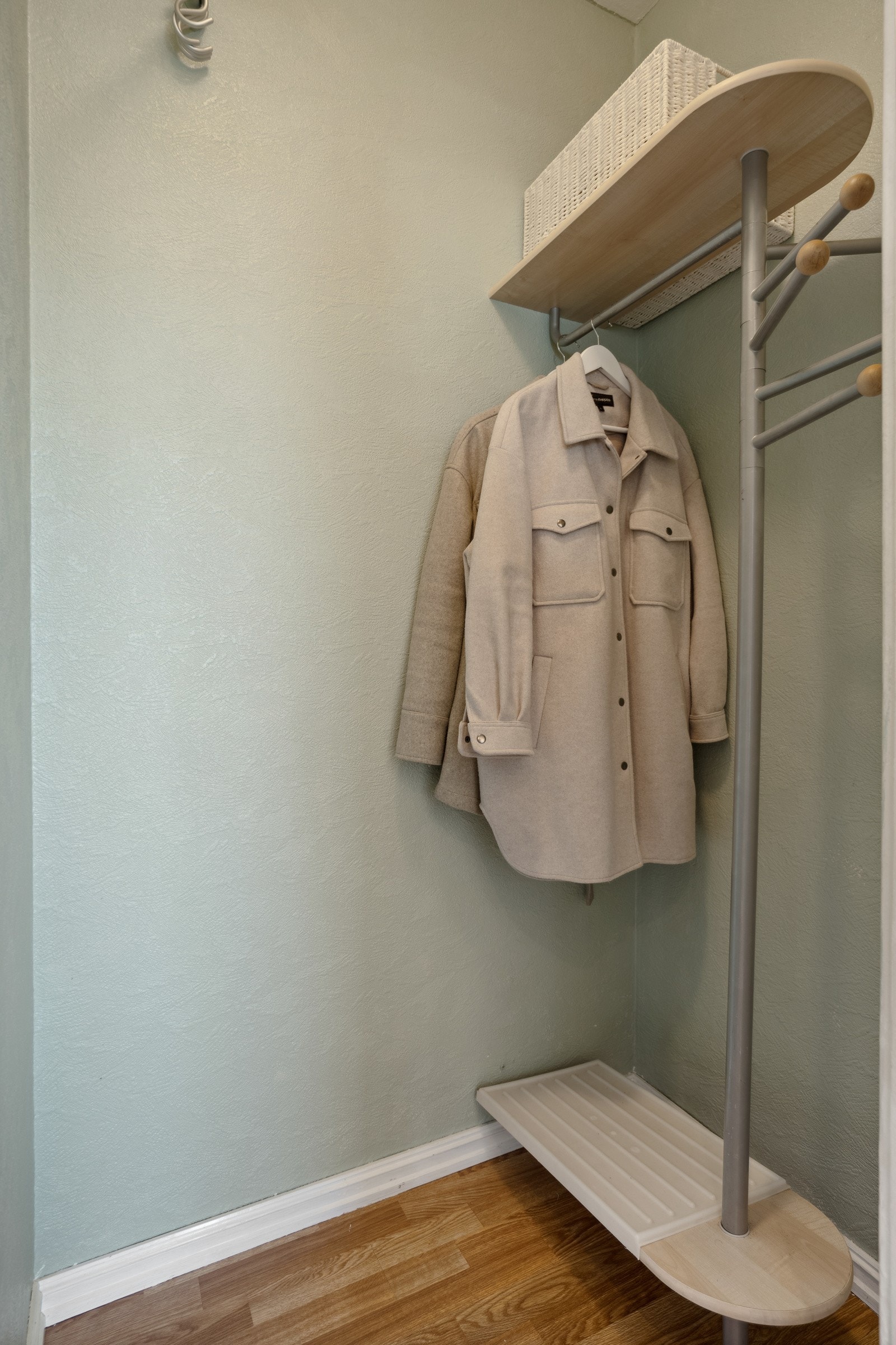 Kott som benyttes som walk-in-closet Galleribilde