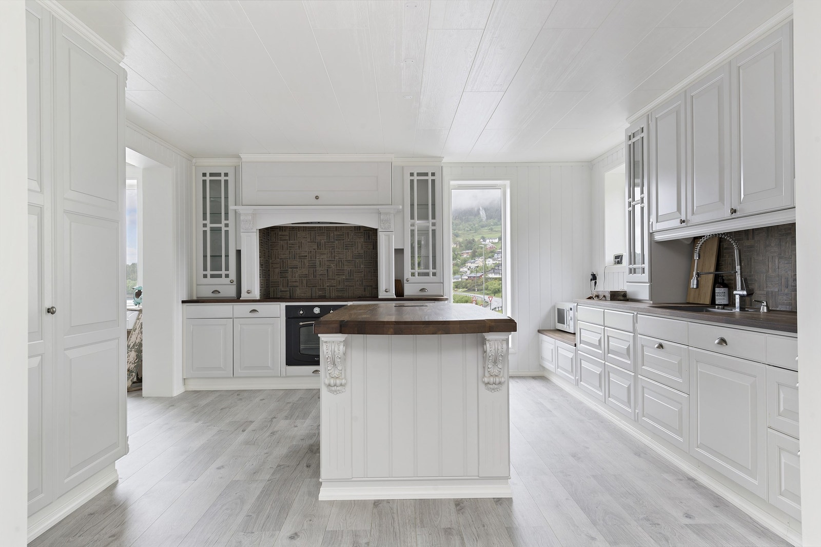 Kjøkken i 1. etasje Galleribilde