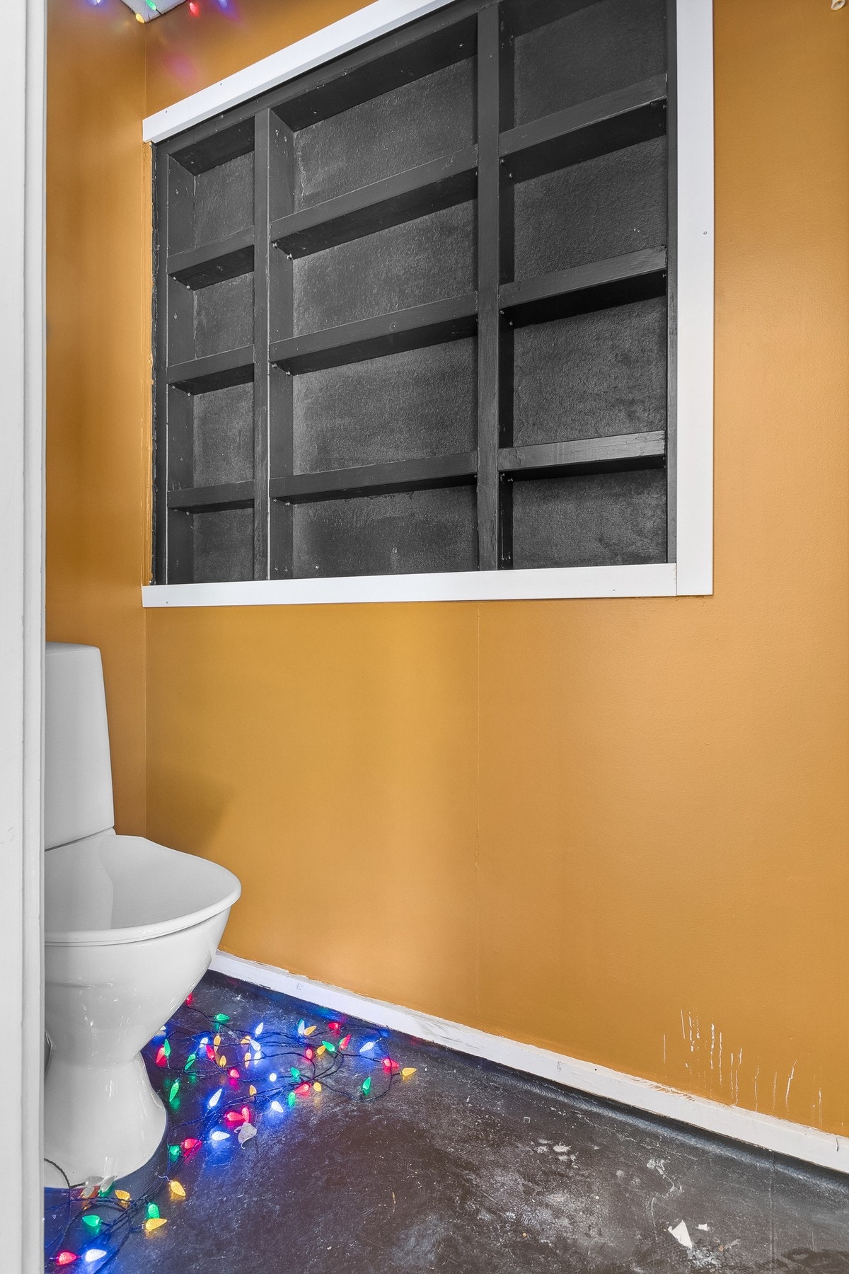 Toalett Galleribilde