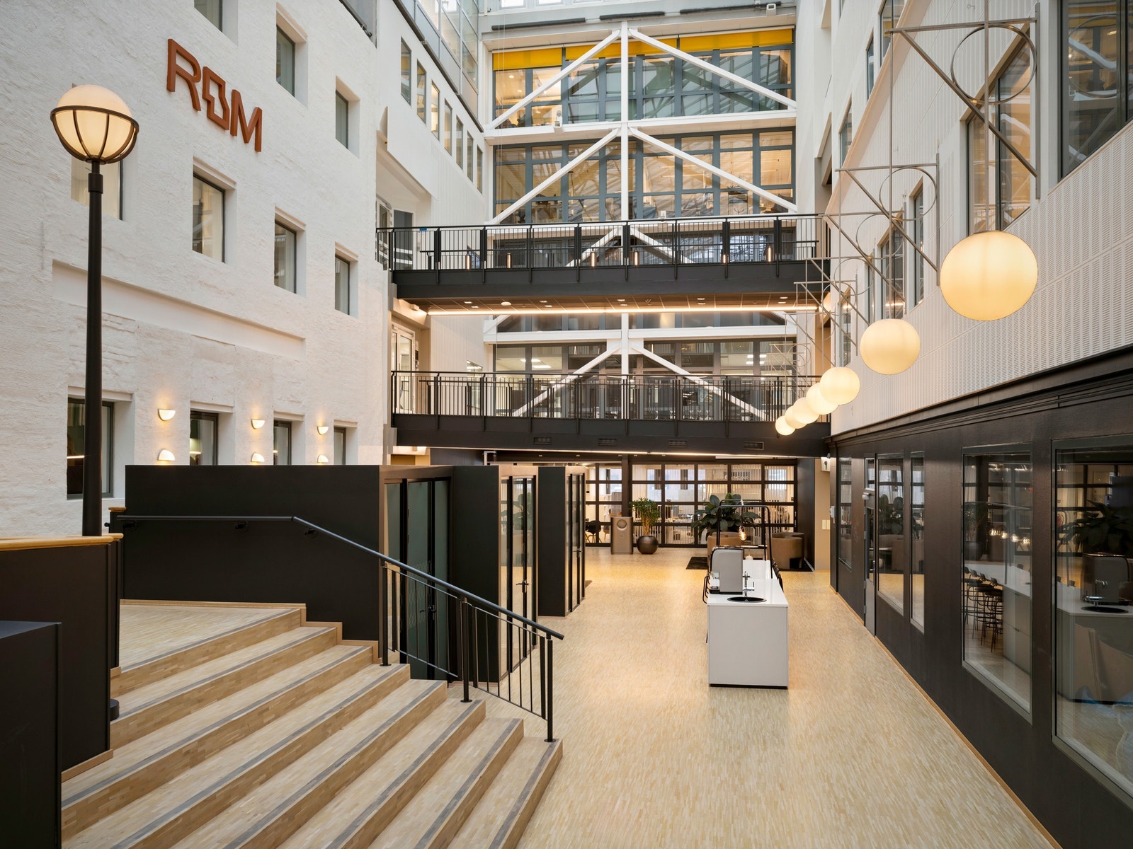 Fellesareal med mulighet for å sitte i stillerom Galleribilde