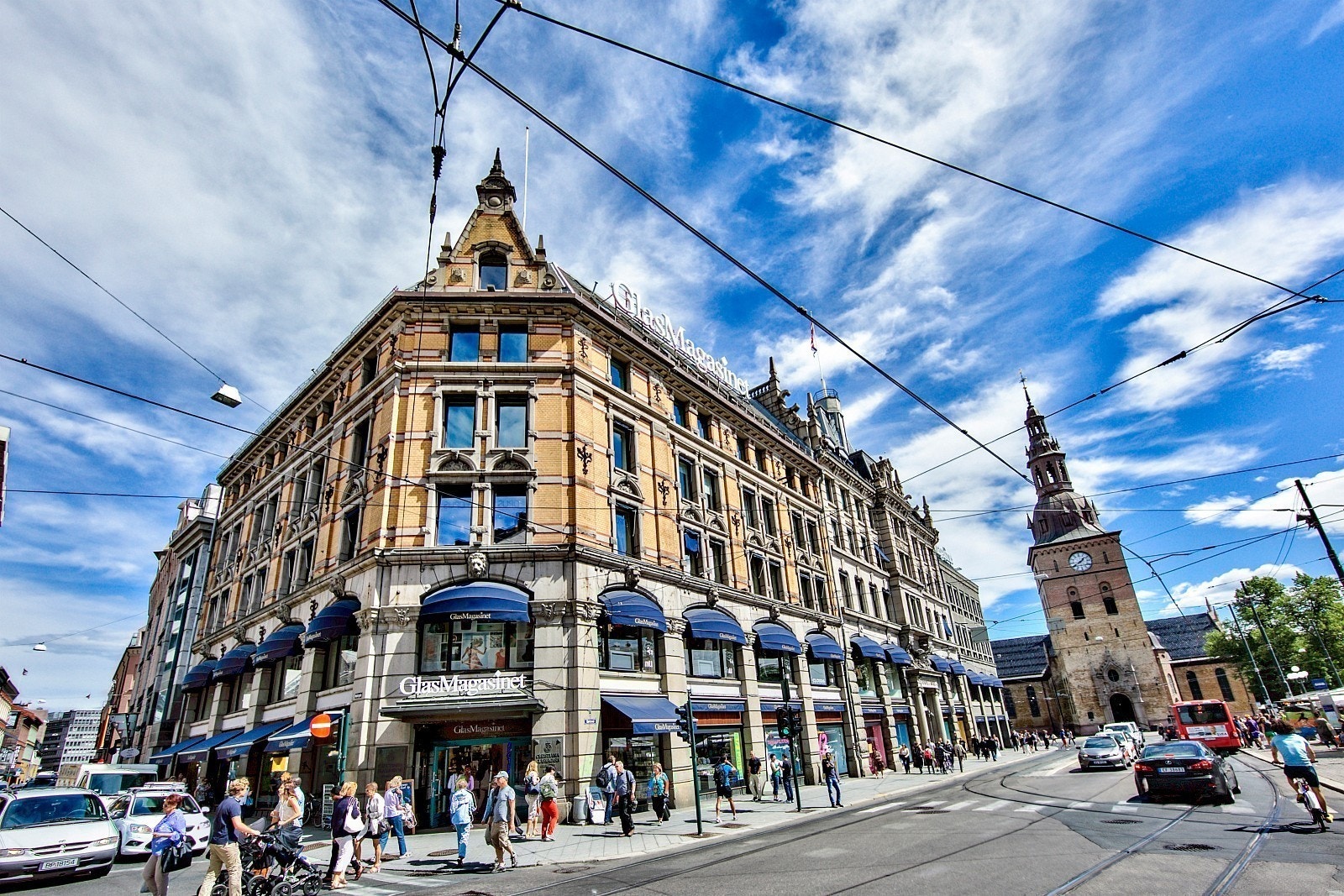 Fasade fra kjøpesenter inngang, kjært og velkjent Galleribilde