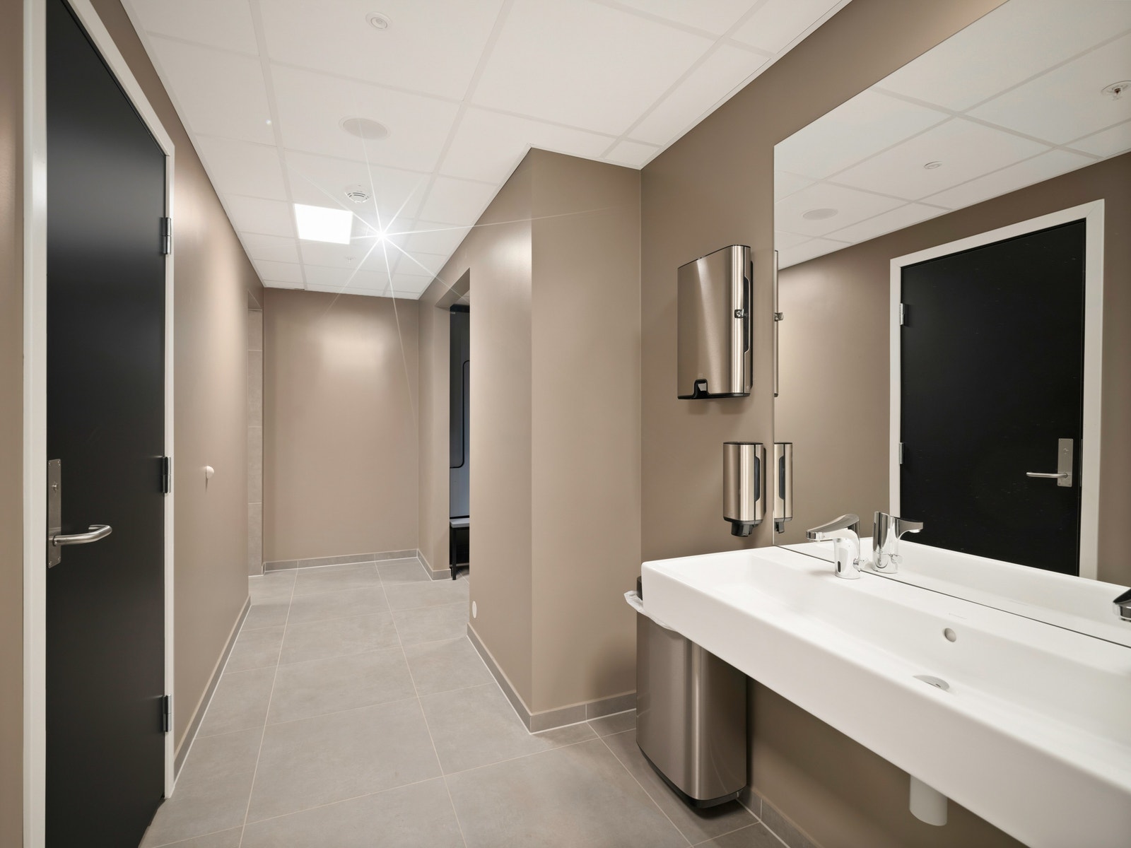 Garderobe Galleribilde