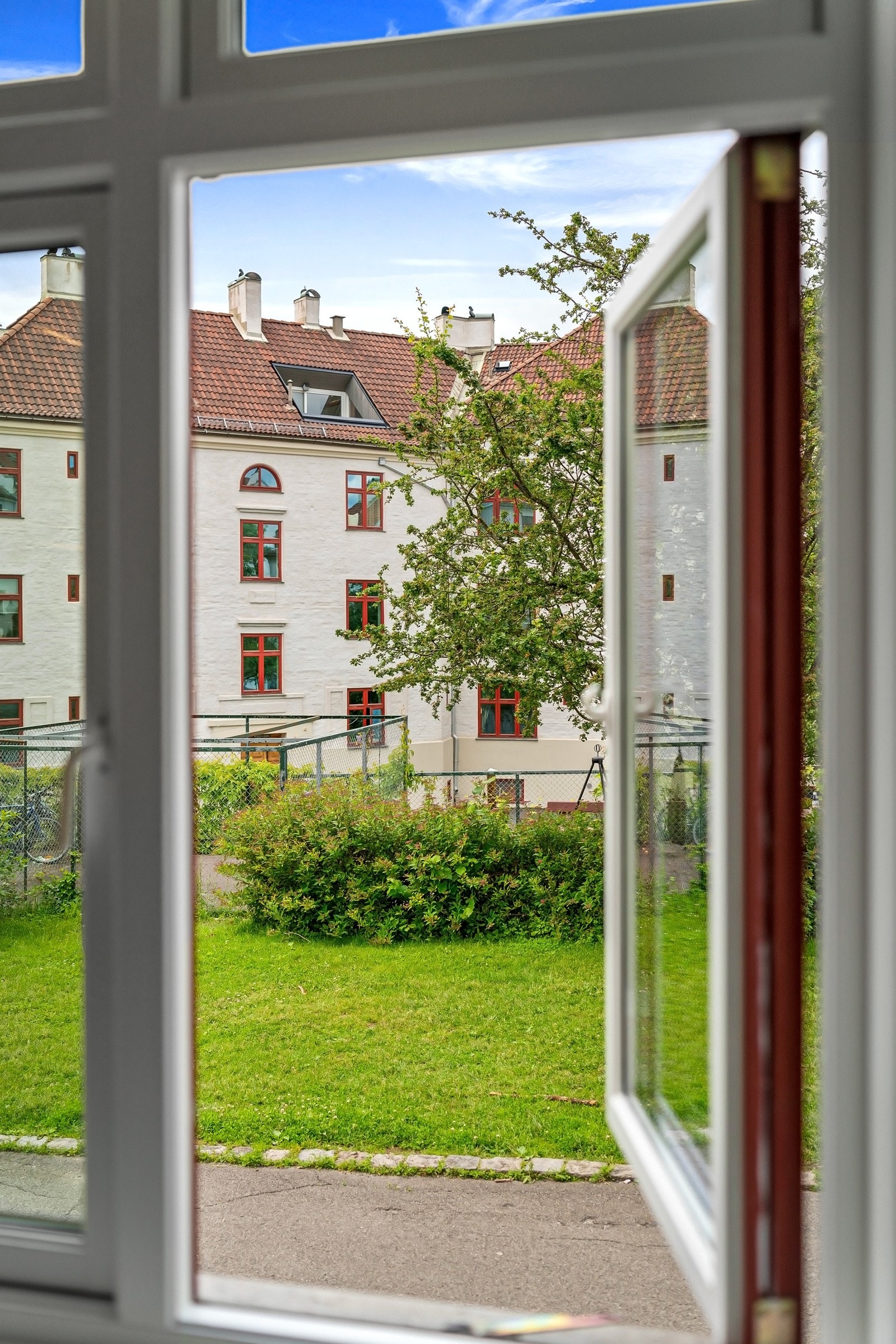 Vinduene i leiligheten var nye i 2004. Galleribilde