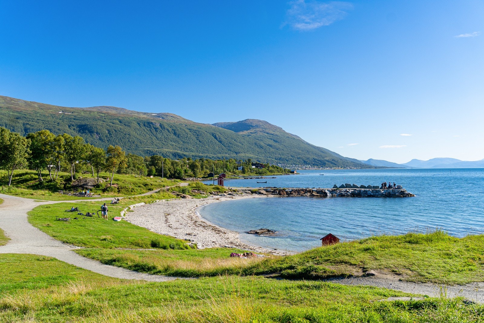 Telegrafbukta med sine mange bruksmuligheter ligger også i gåavstand fra leiligheten. Galleribilde