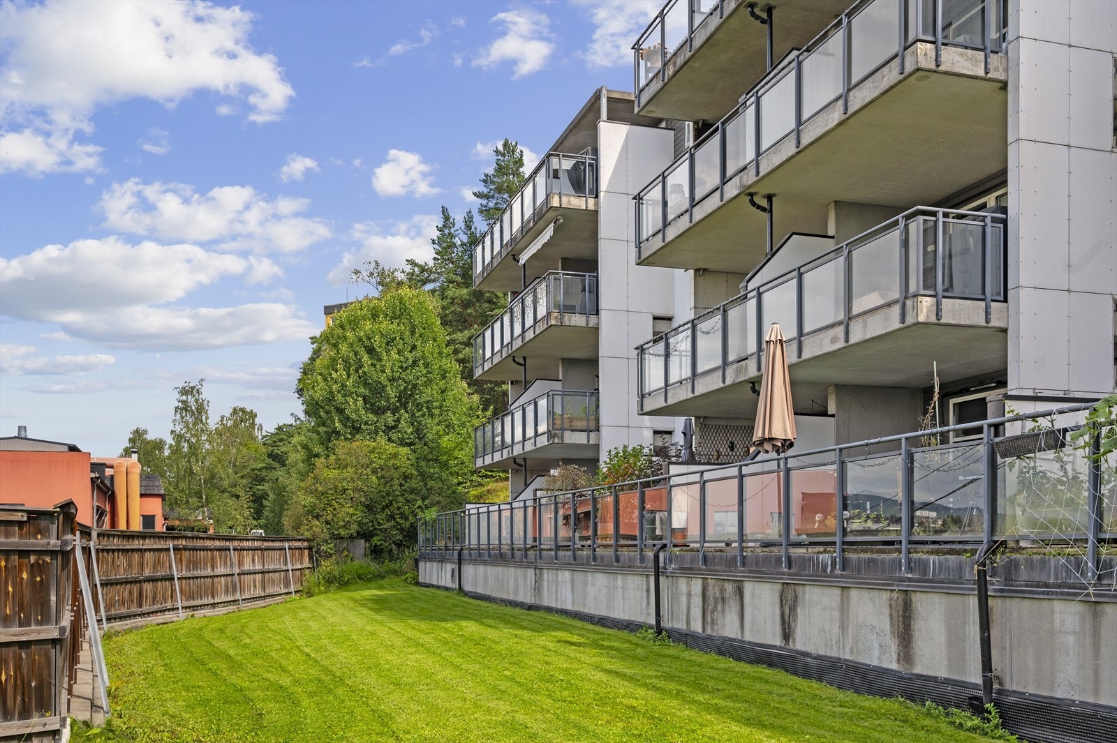 Fasadebilde. Galleribilde