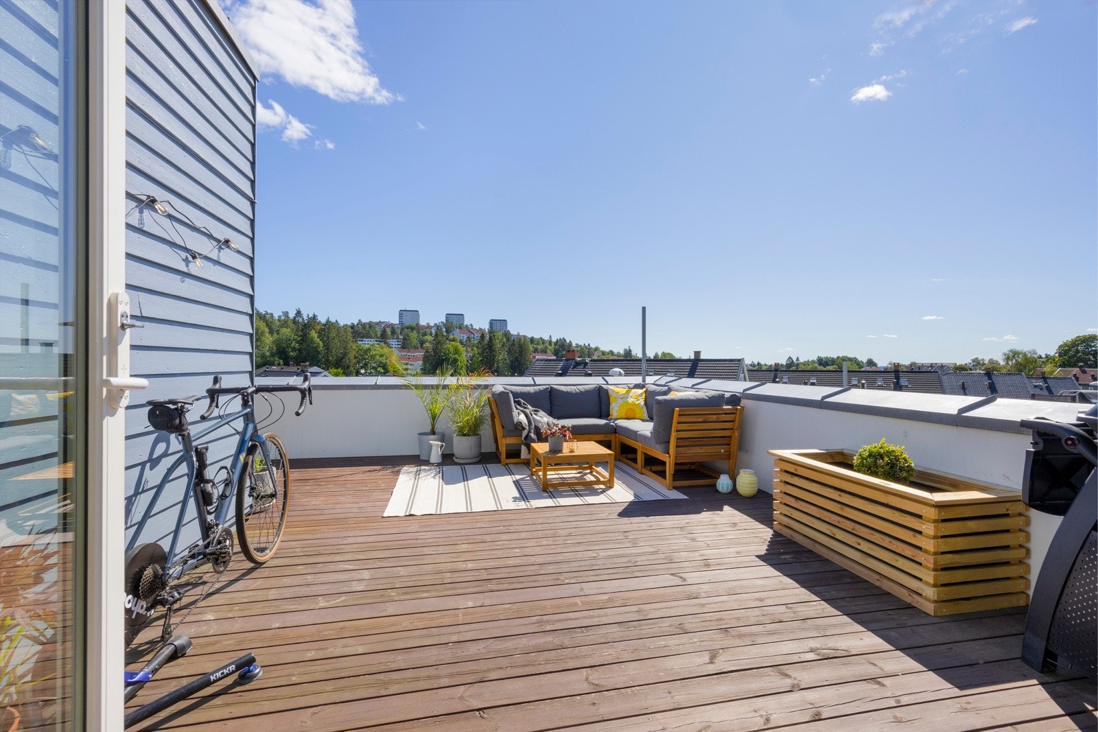 Dette er en flott 3-roms toppleilighet på takterrasse på 34 m2 Galleribilde