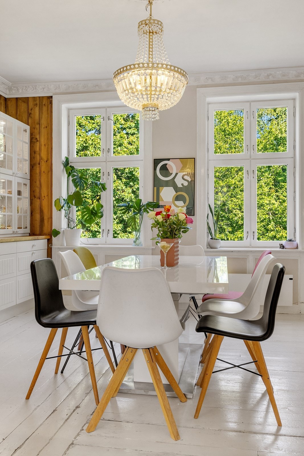 Her kan du nyte middagen med utsikt ut mot Botanisk hage Galleribilde