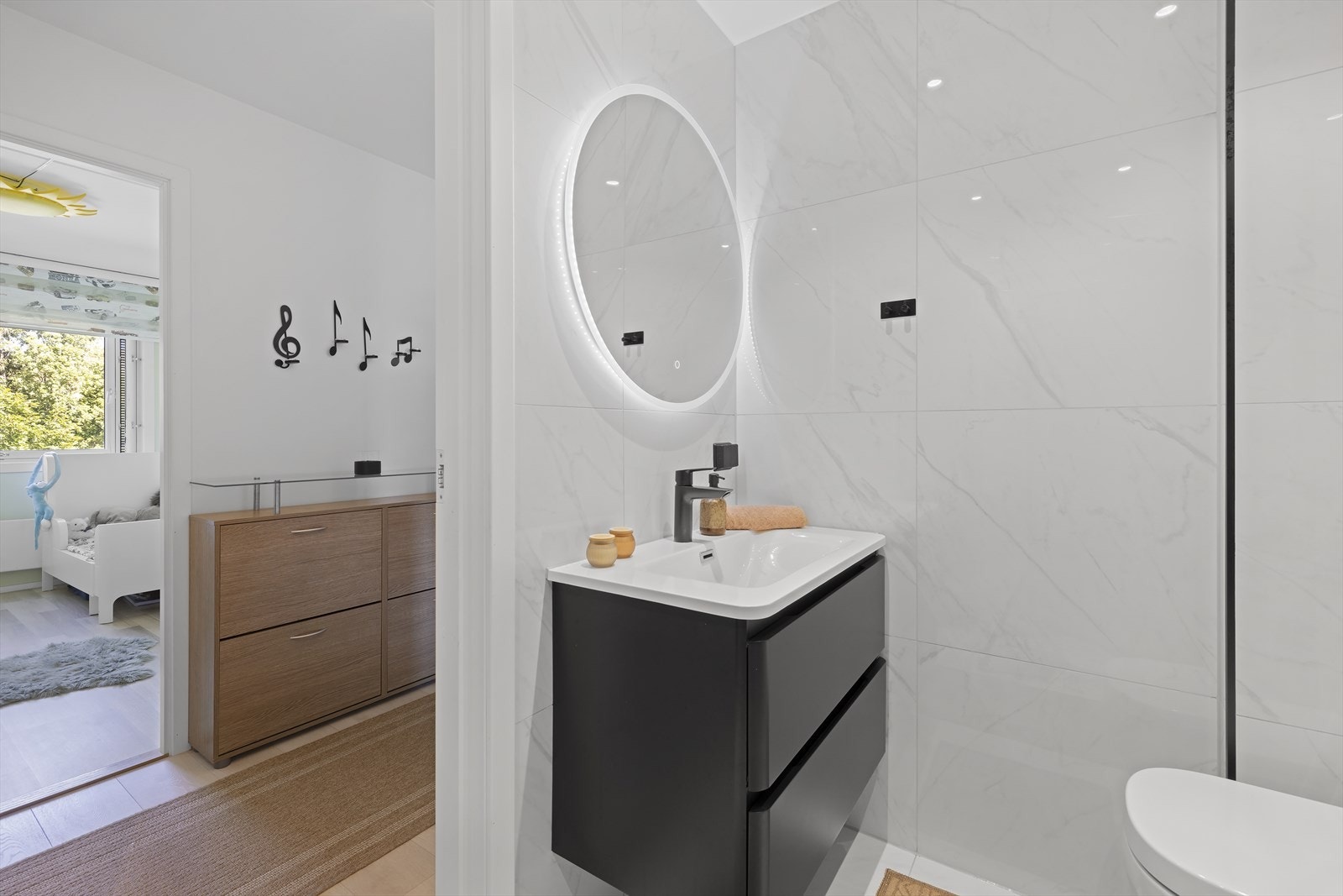 Badet har mekanisk avtrekk Galleribilde