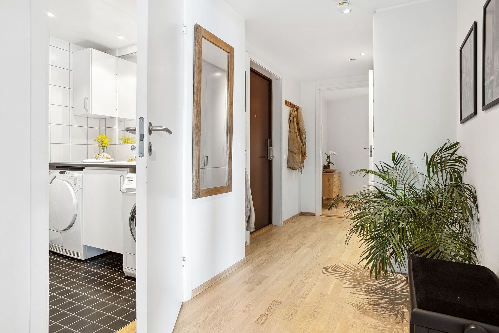 Á-konto fyring og varmtvann er inkludert i felleskostnadene. Galleribilde