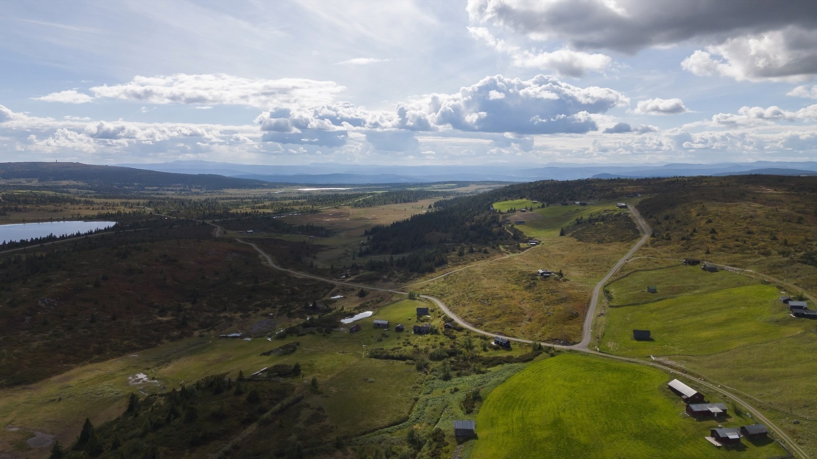 Oversiktsbilde over Sjøsætra. Galleribilde
