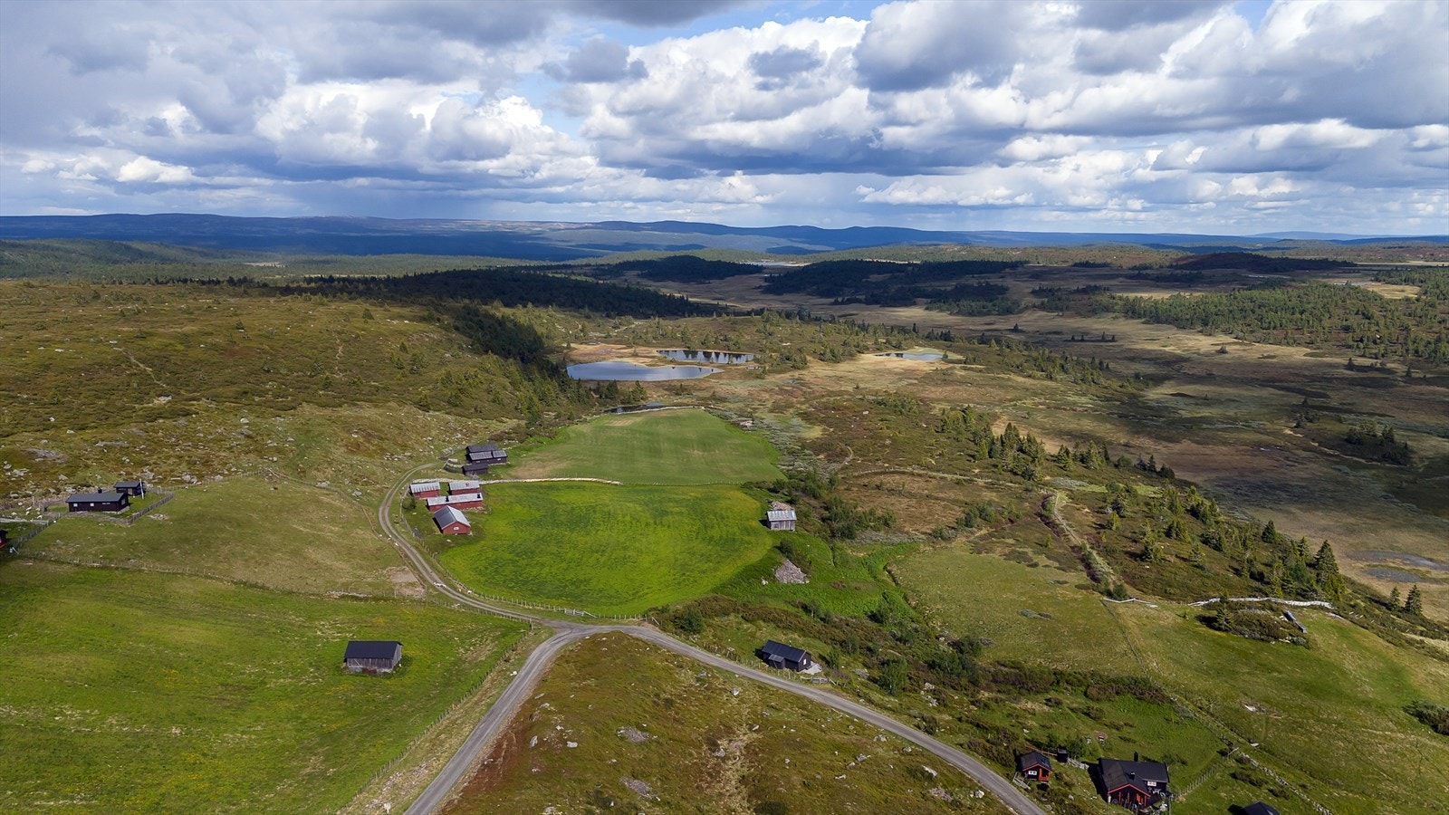 Oversiktsbilde over Sjøsætra. Galleribilde