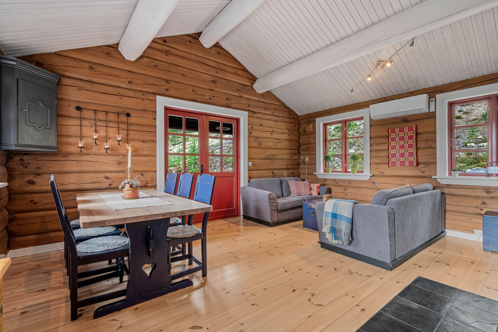 Spisestue og stue Galleribilde