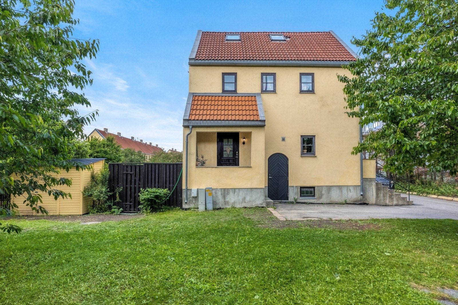 Fasaden av boligen Galleribilde