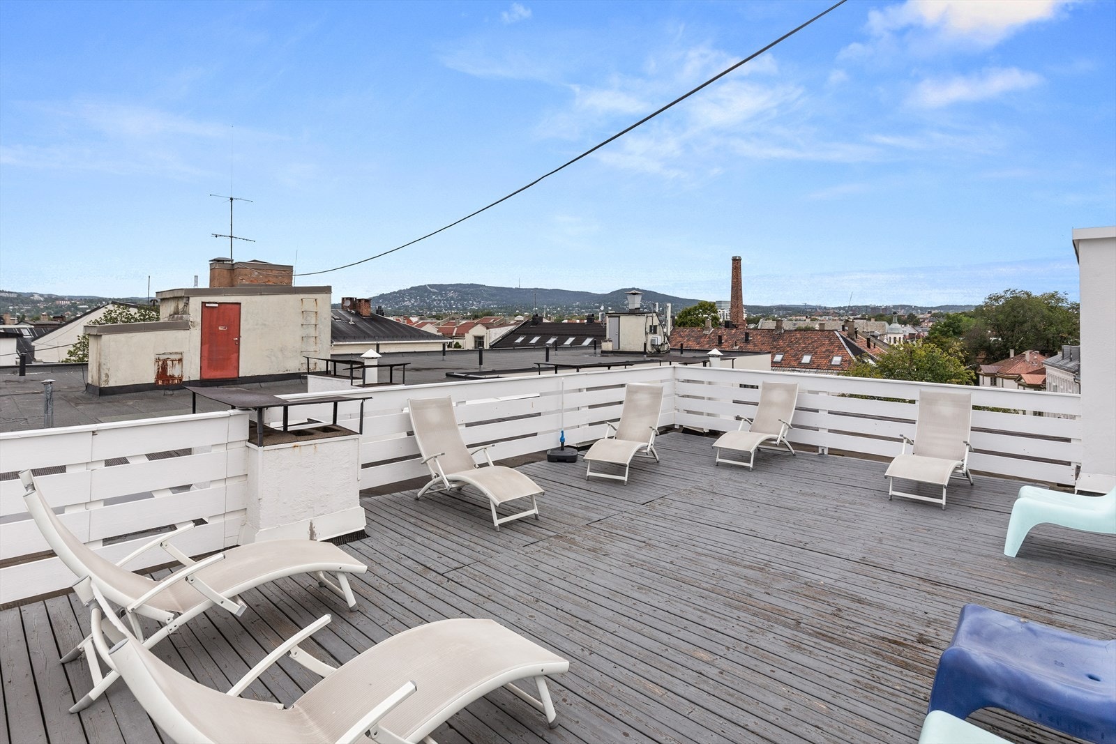 Sameiet disponerer en stor, felles takterrasse. Galleribilde