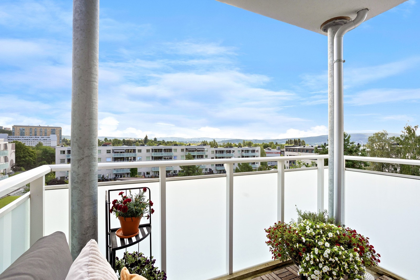 Med boligen får du en herlig balkong på 5 kvm. Galleribilde