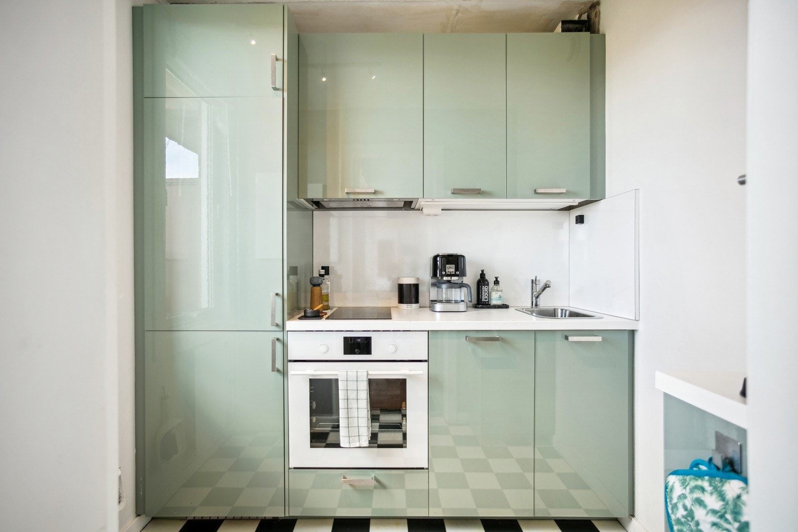 Moderne separat IKEA kjøkken fra 2017 Galleribilde