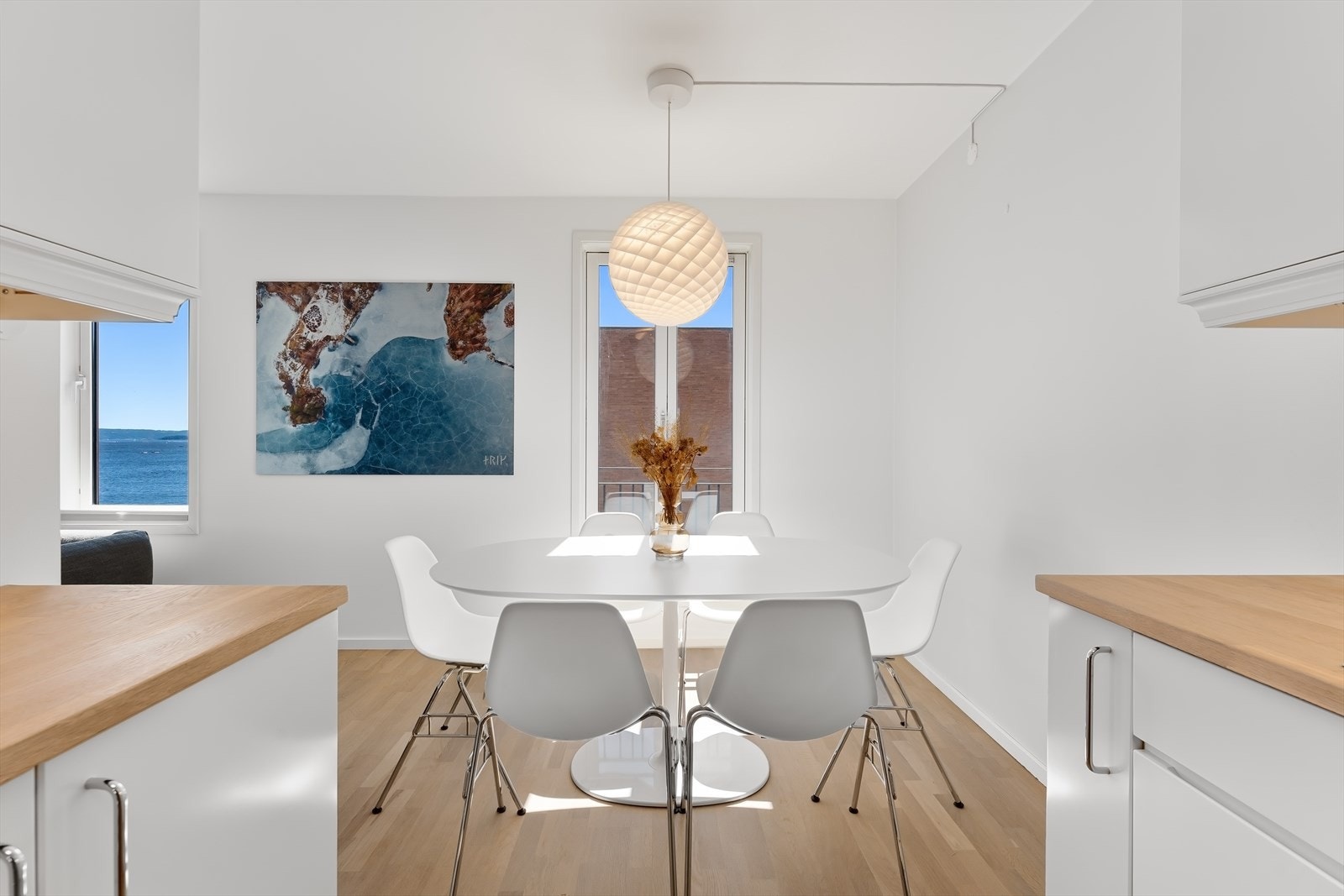 Plass for spisebordsløsning Galleribilde