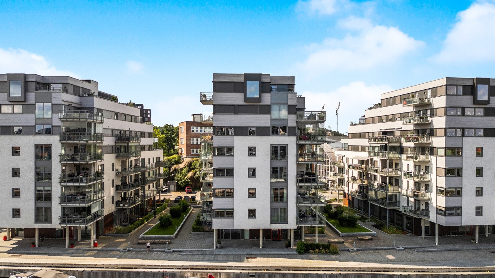 Velkommen til Gamle Beddingvei 13. en innholdsrik 3- roms selveier i 2.etg. Galleribilde