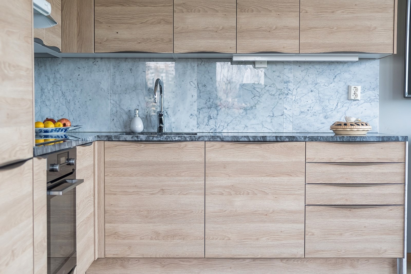 Balansert mekanisk ventilasjonsanlegg med tilluftsventiler i oppholdsrom samt avtrekk i bad, kjøkken og omkledningsrom. Galleribilde