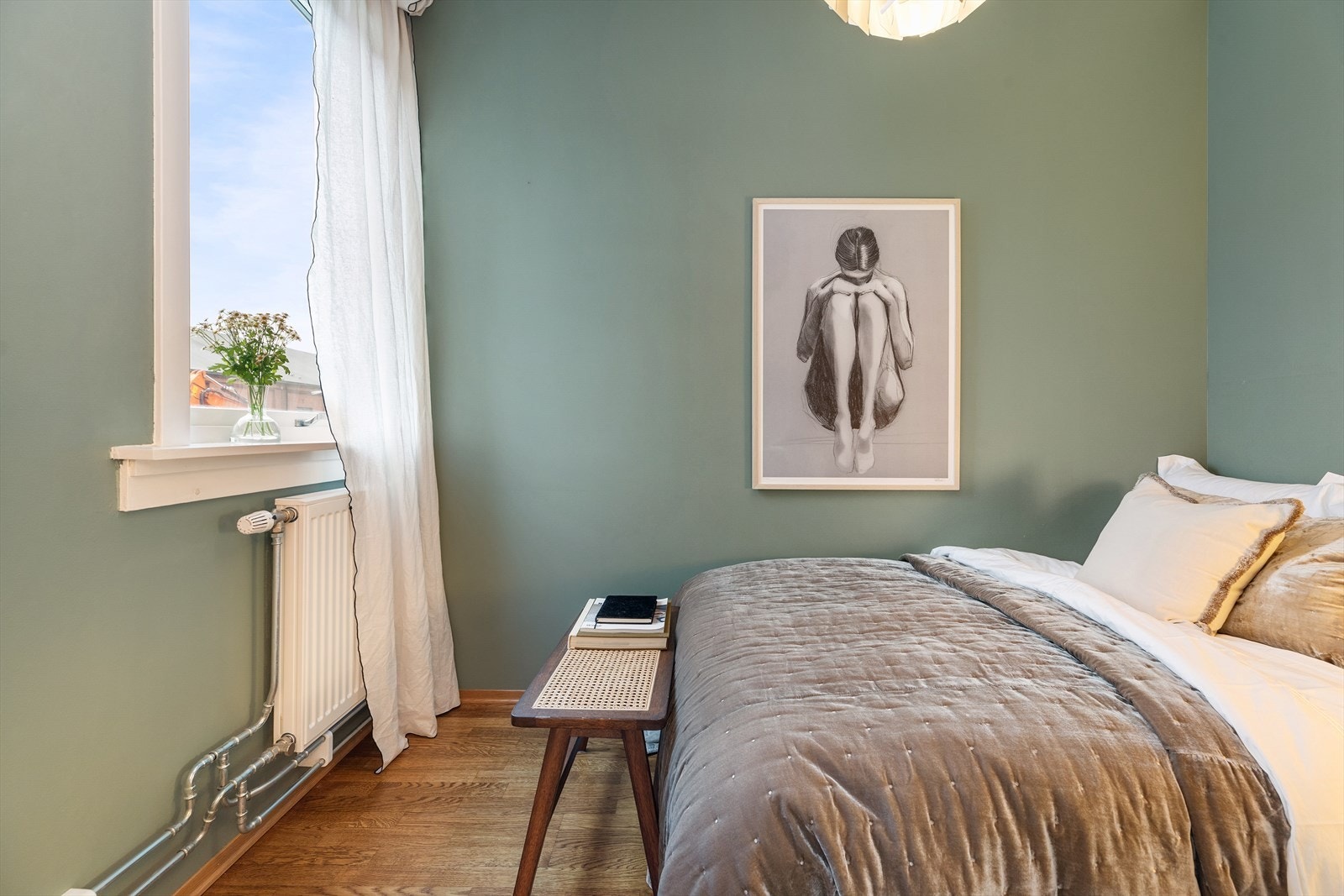 Soverom I har plass til seng og garderobeskap. Galleribilde