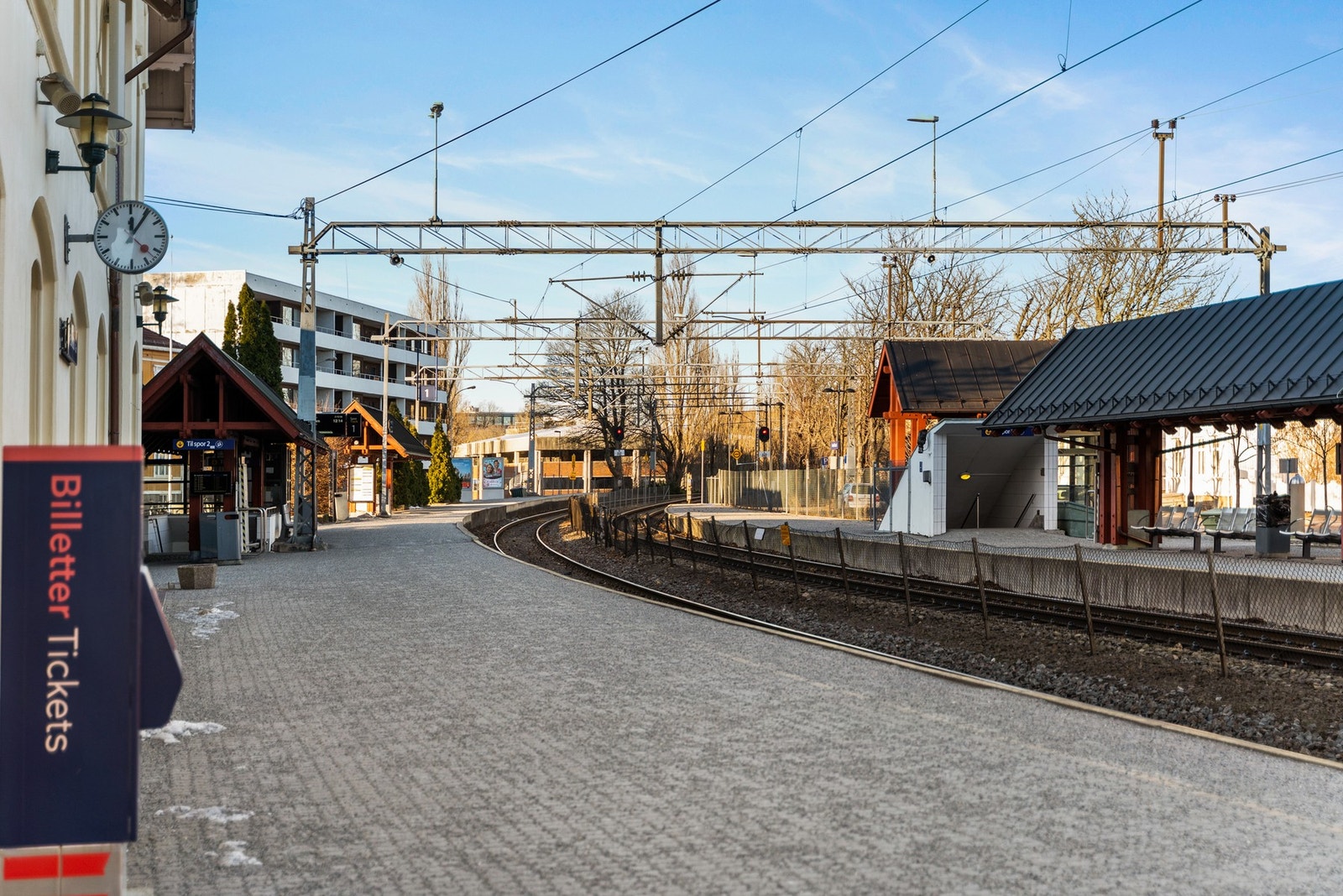 Kort vei til Fredrikstad Togstasjon for pendleren Galleribilde