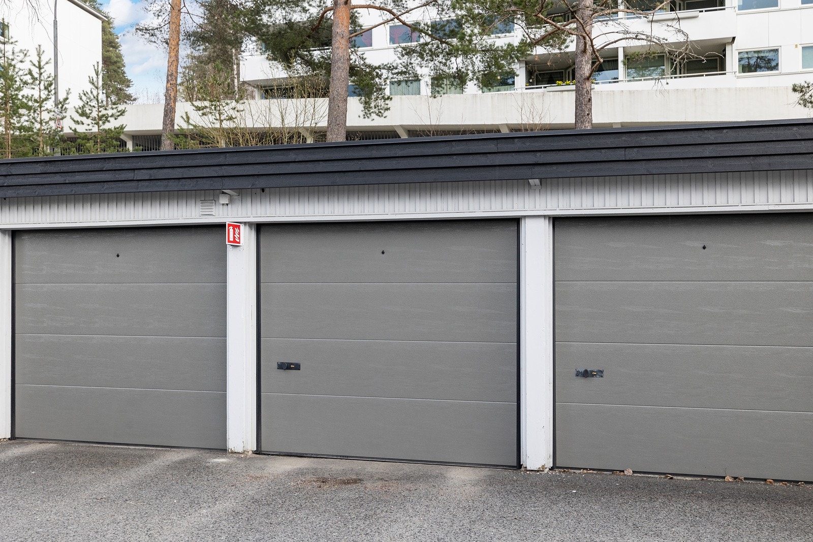 Det er mulighet for kjøp av garasjeplass separat fra selger, for kr. 100.000,- Galleribilde