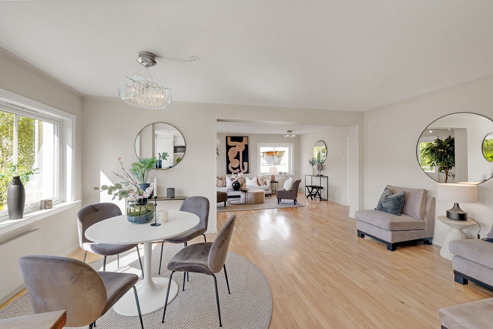 Nymalte overflater i moderne farger Galleribilde