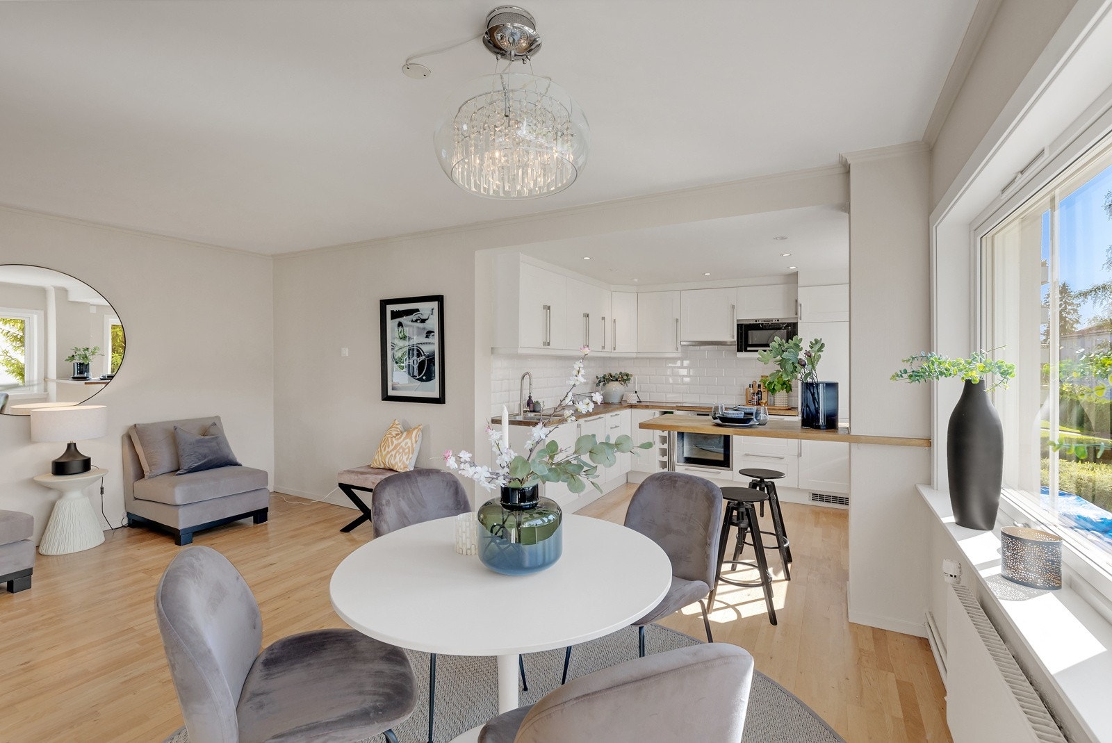 Stue/spisestue Galleribilde