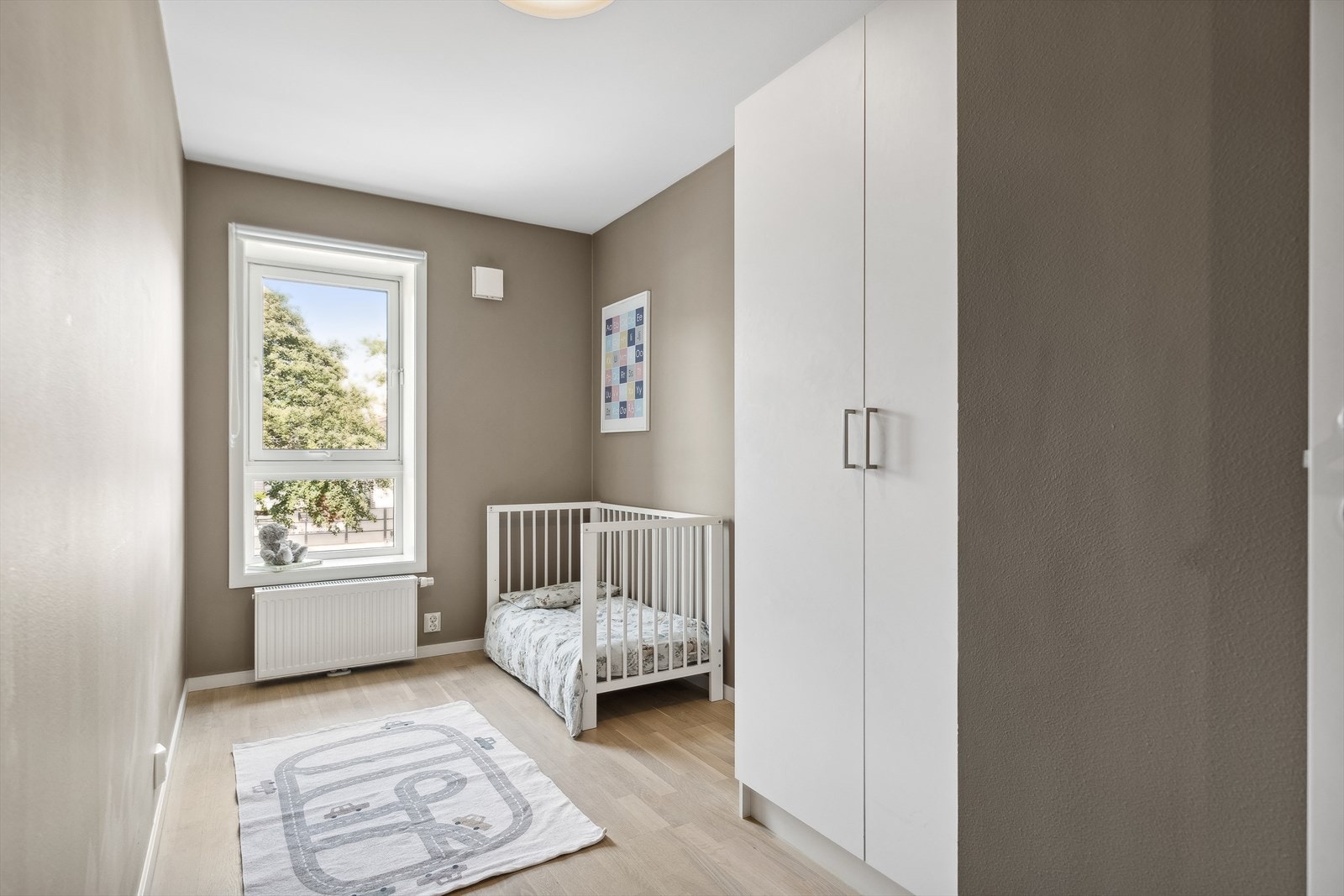 Soverommet egner seg godt som barnerom/gjesterom Galleribilde