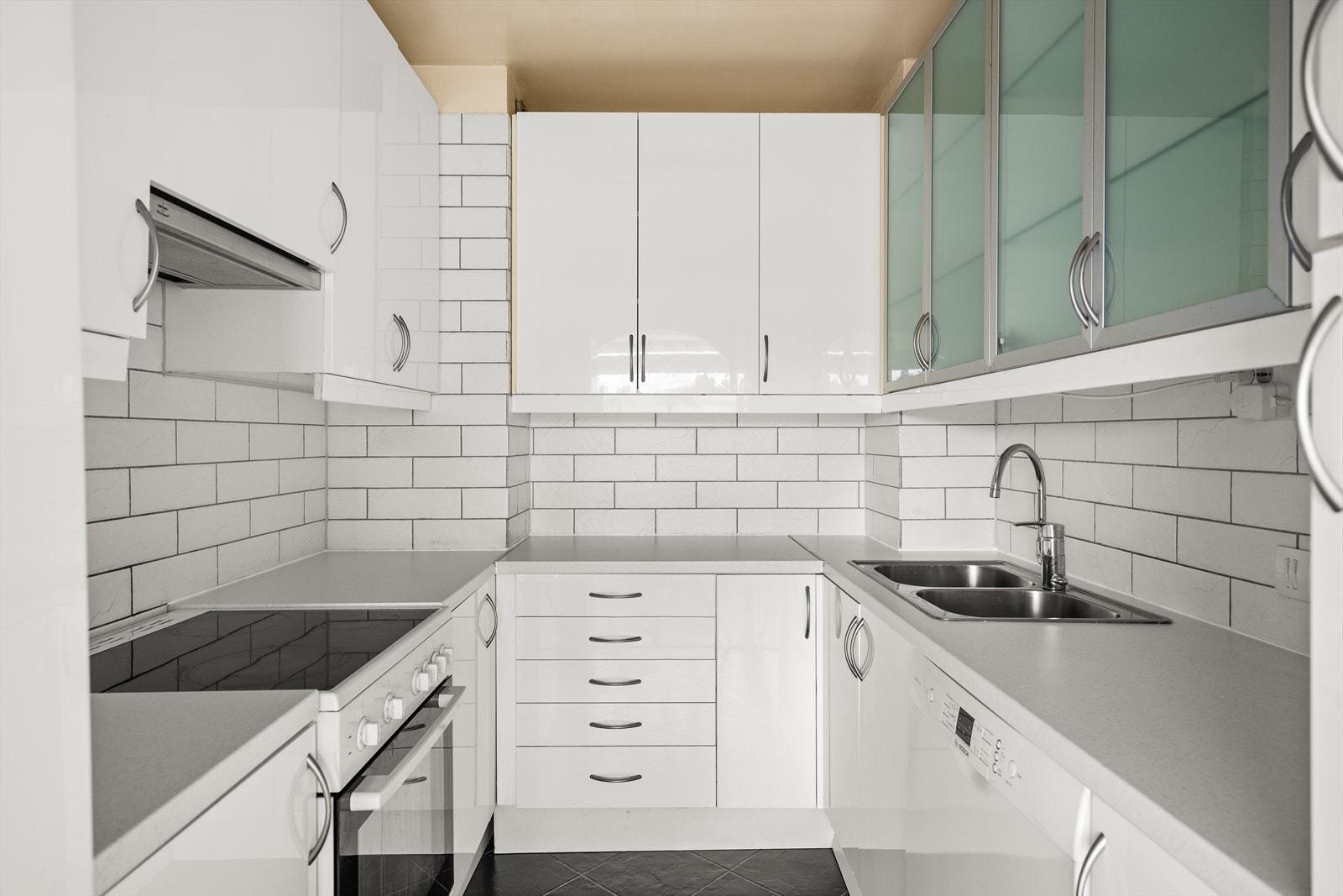Kjøkken fra Ikea - Delvis åpent mot stuen. Galleribilde