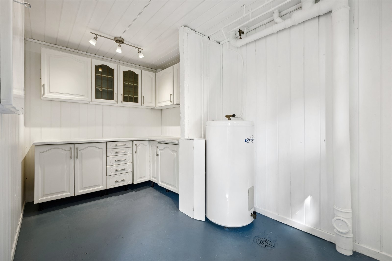 Kjøkken i underetasjen. Galleribilde