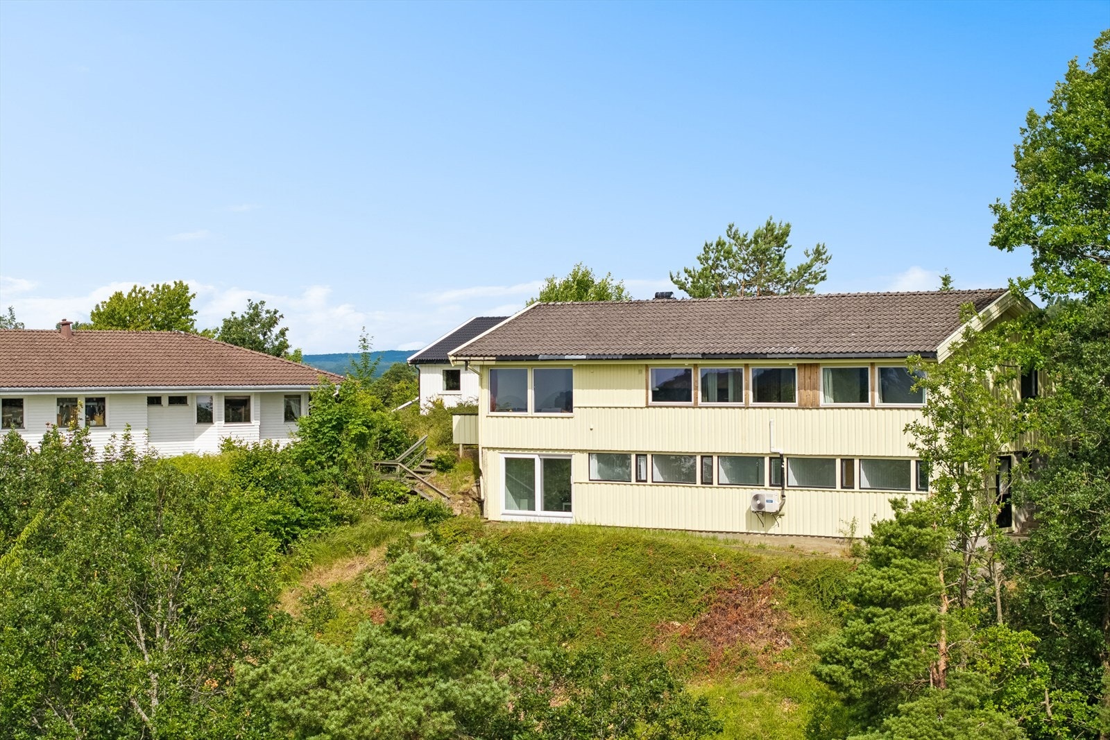 Boligen strekker seg over to etasjer. Galleribilde