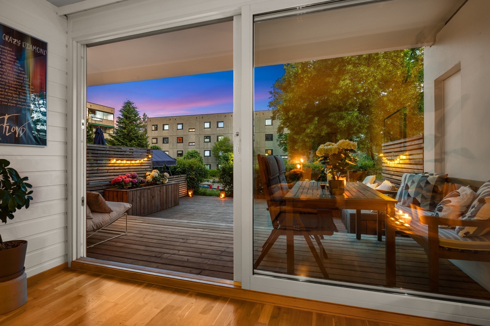 Utgang til stor terrasse Galleribilde